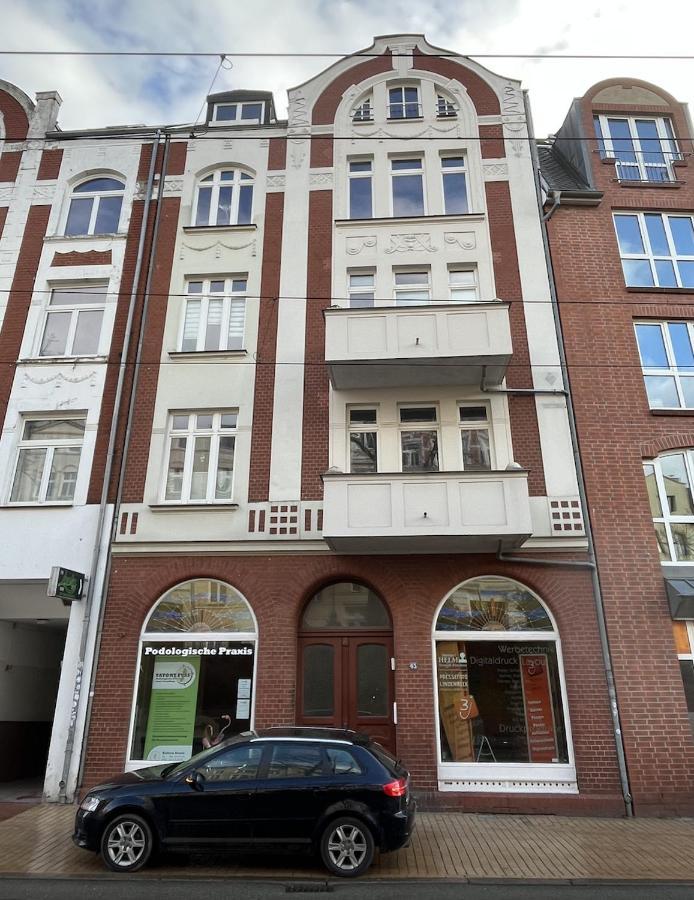 Endless: Mitten Im Zentrum Inkl. Stellplatz Schwerin  Exterior photo