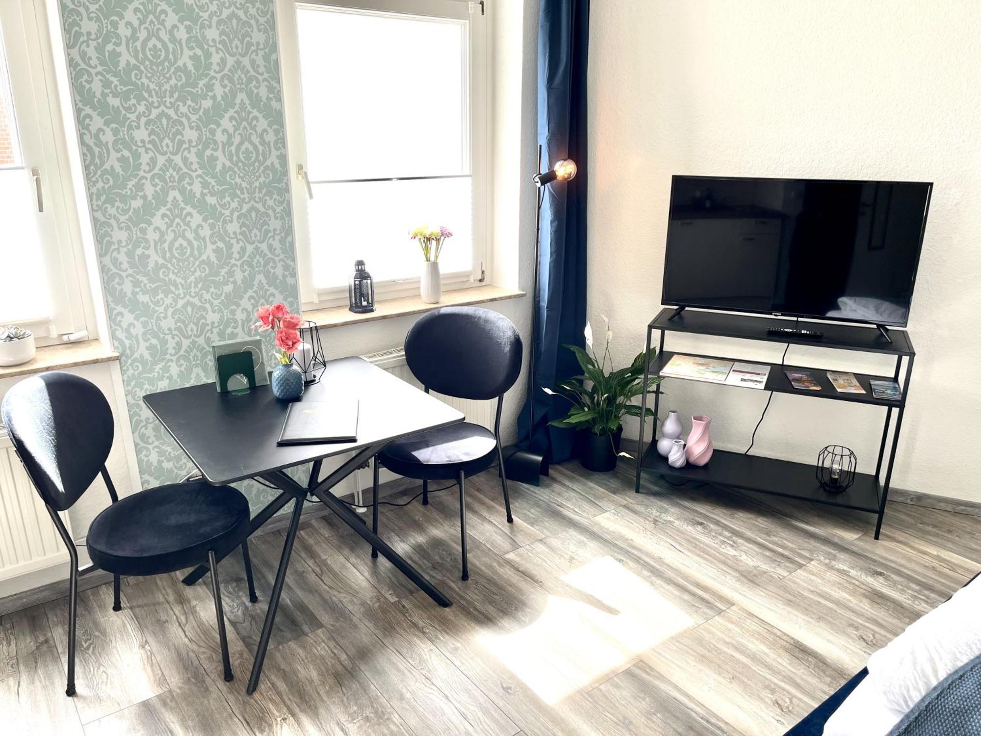 Endless: Mitten Im Zentrum Inkl. Stellplatz Schwerin  Exterior photo